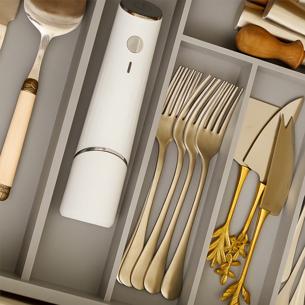 Most Food Waste Happens in Full Fridges